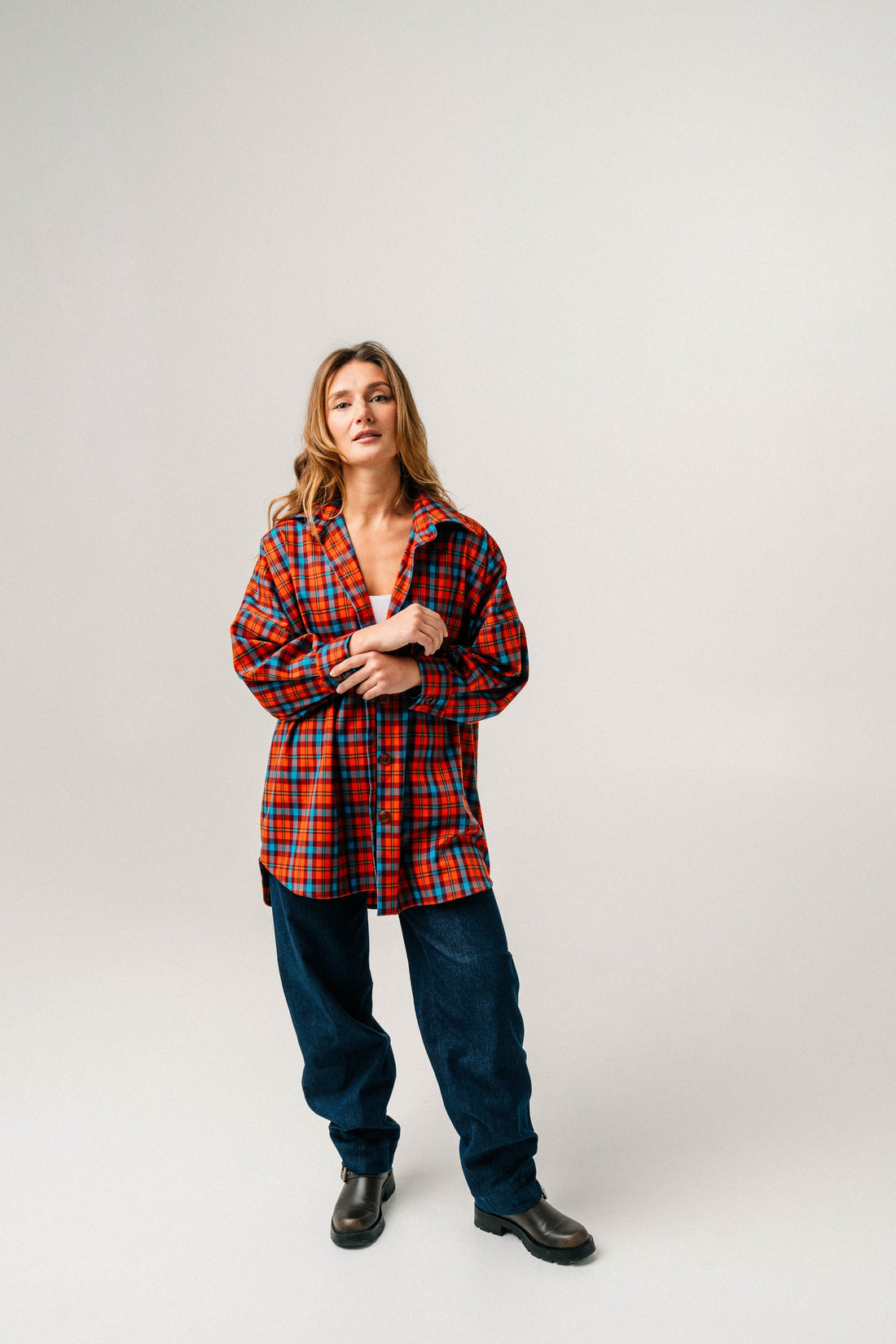 Oversized marškiniai moterims, languoti