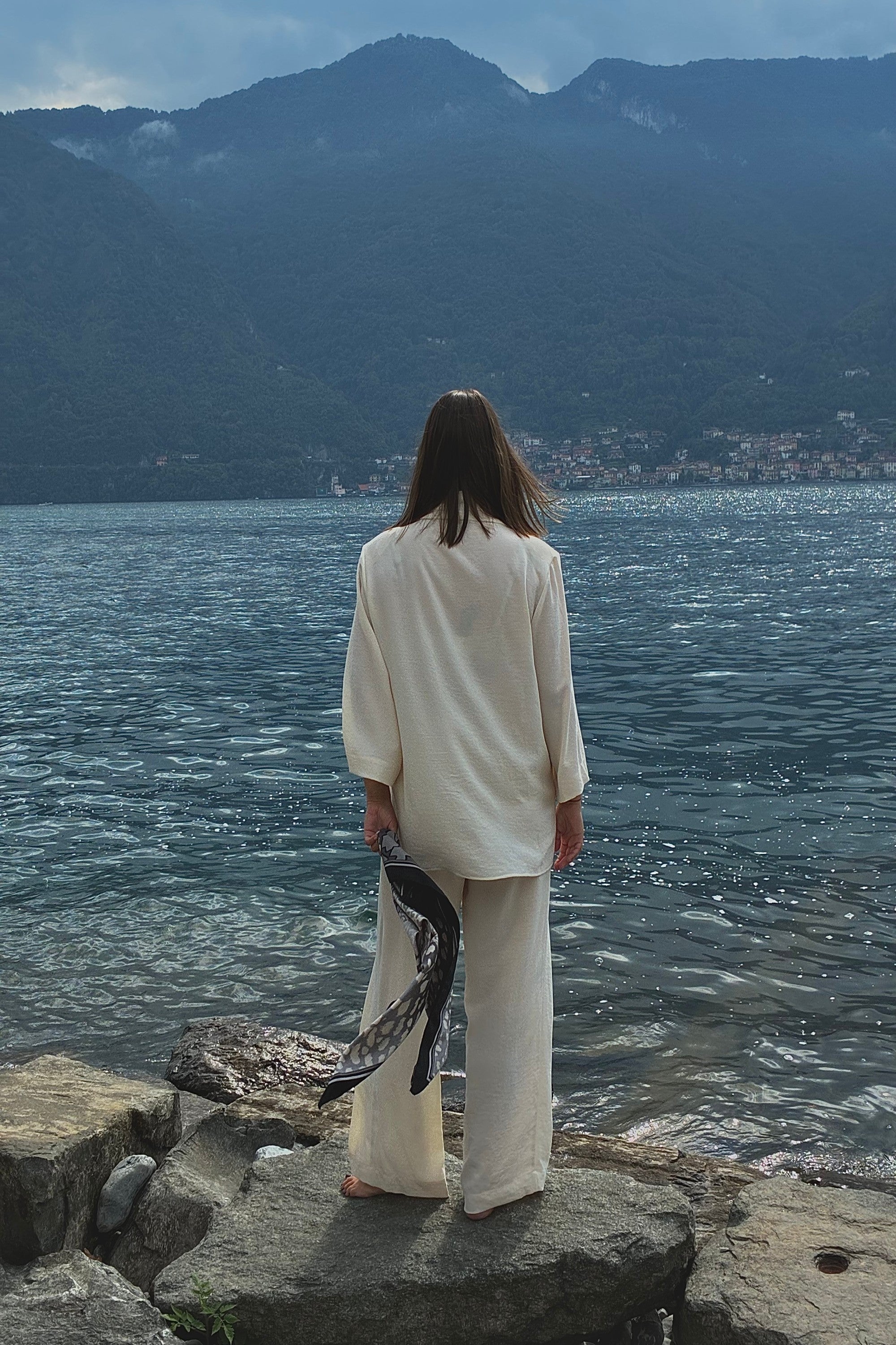 Kostiumas &quot;pearly-pearl&quot;, oversized